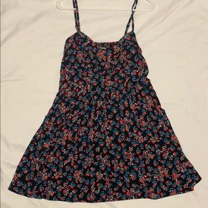 Express Dress w/ pockets